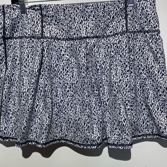 Ideology Women's Black White Animal Print Stretchy Pull On Mini Skort Size Large - Picture 4 of 7